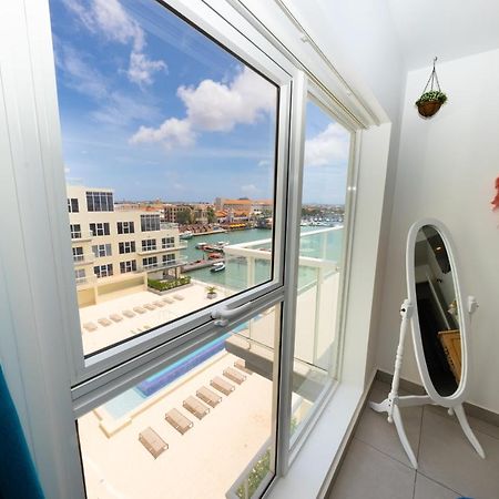 Luxury Condo With Infinity Pool & Ocean View Oranjestad Eksteriør billede