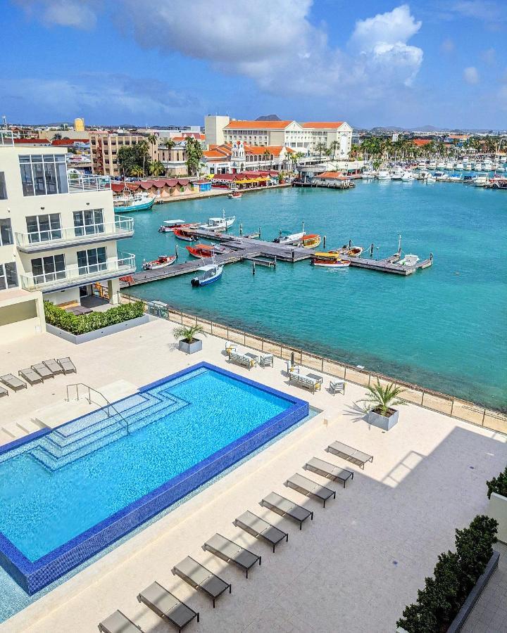 Luxury Condo With Infinity Pool & Ocean View Oranjestad Eksteriør billede