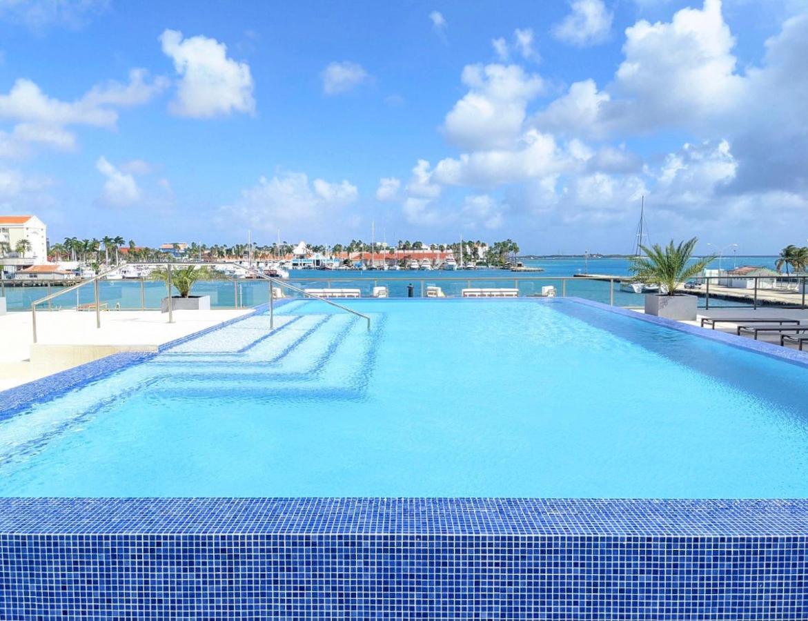 Luxury Condo With Infinity Pool & Ocean View Oranjestad Eksteriør billede